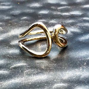 Gold Loop Ring - Style On The Spot